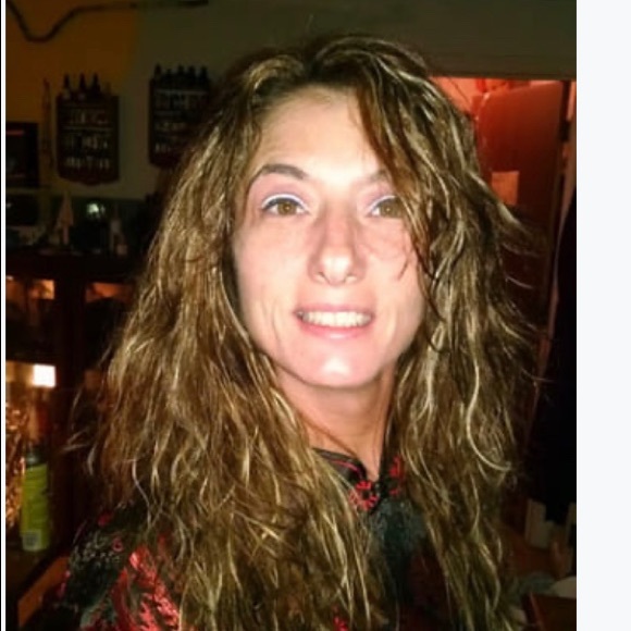 Meet your Posher, Megan - Picture 1 of 1